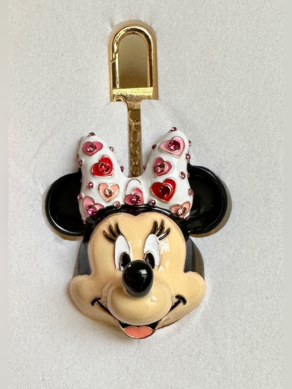 Disney x BaubleBar Minnie Mouse Bag Charm Valentine Design Limited Edition NIB